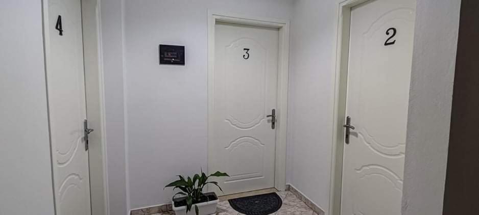 Klironomi Hotel *